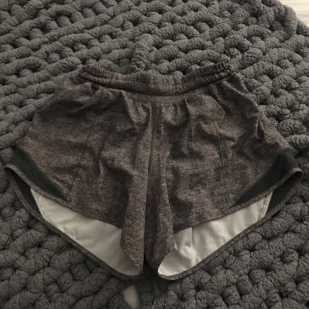 grey lulu shorts